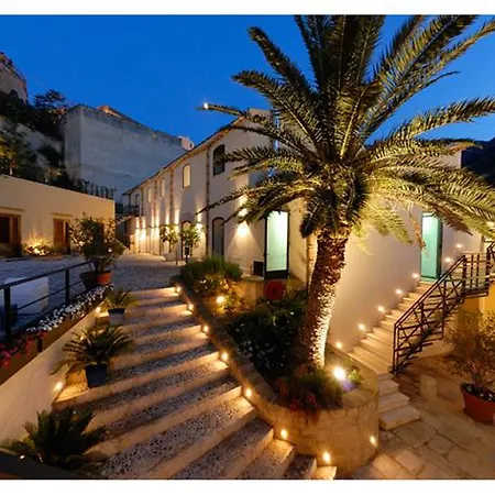 Cetarium Hotel 4*